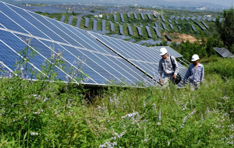 光伏電站巡檢危險(xiǎn)嗎，光伏電站匯流箱巡檢方法注意事項(xiàng)